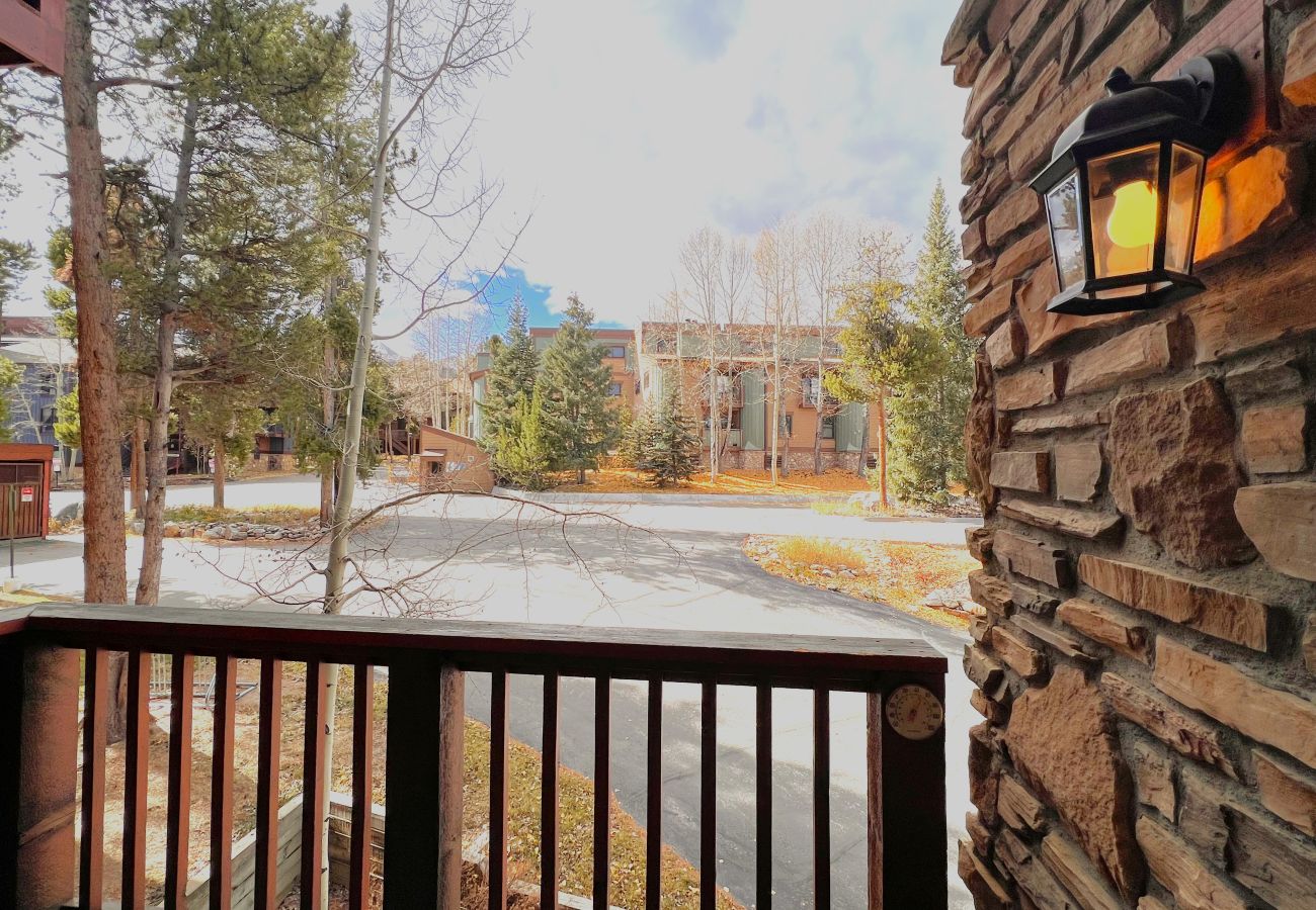 Condominium in Breckenridge - Walk to Main St+ Snowflake Lift, Pool + Hot Tubs 