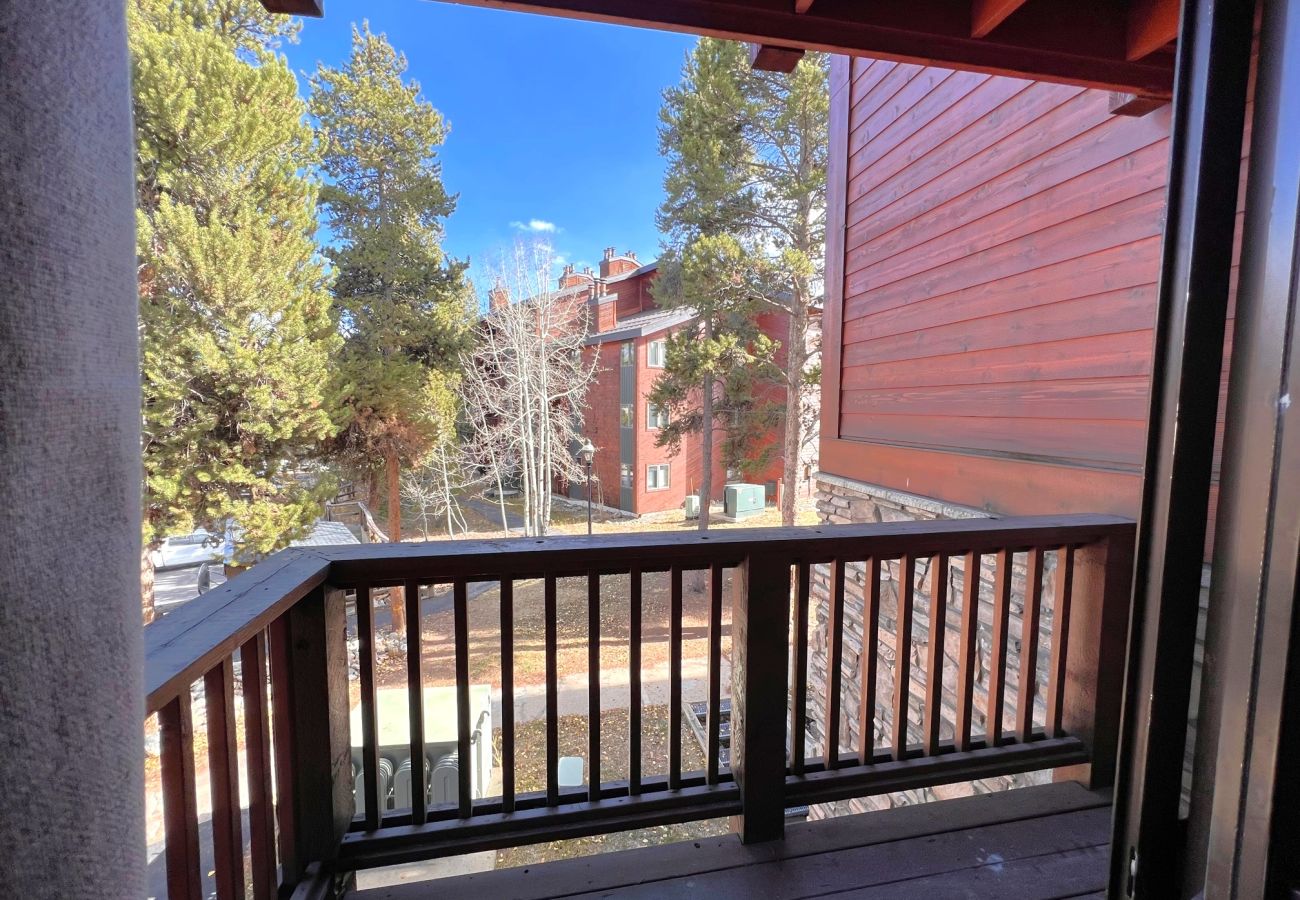 Condominium in Breckenridge - Walk to Main St+ Snowflake Lift, Pool + Hot Tubs 