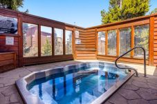 Condominium in Breckenridge - Pine Ridge Peak Condo • Walk to Main St + Snowflake Lift • Pool + Hot Tubs 