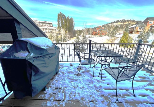 Townhouse in Breckenridge - WOW views from Townhome and Private Hot Tub, Walk to Breck