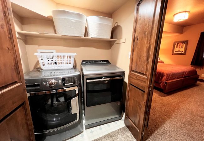 Condominium in Breckenridge - Near Quick Silver Lift, In Breck, Private Hot Tub Condominium in Breckenridge - Near Quick Silver Lift, In Breck, Private Hot Tub