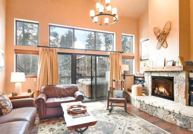 Condominium in Breckenridge - Village Point Buffalo Townhome • Private Hot Tub • Near Quick Silver Lift, In Breck  