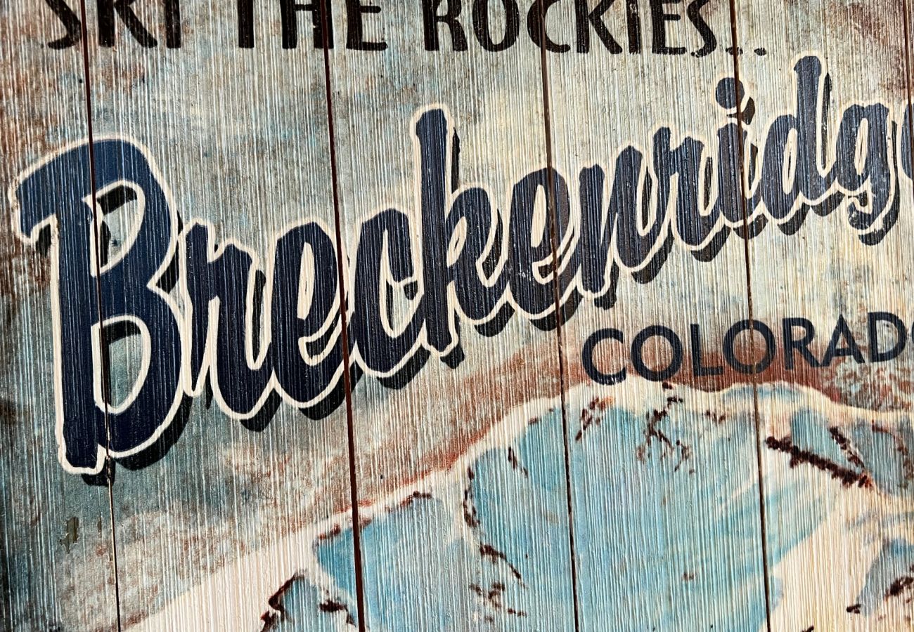 Condominium in Breckenridge -  Ski In-Out Snow Fl. Lift Breck! Pool+Hot Tub 