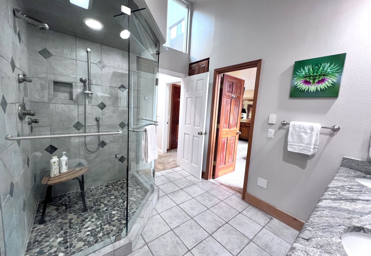Condominium in Breckenridge - Ski in/out ON 4O’clock Run Play in Pool+Hot Tubs