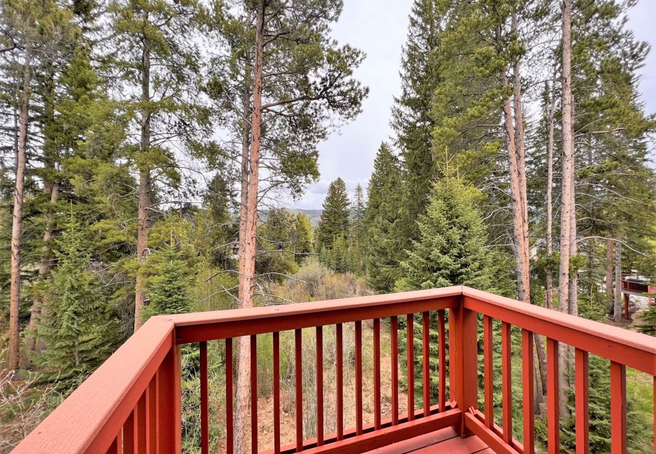 Townhouse in Breckenridge -  Ski In-Out 300 ft to 4 O'clock Run Private Hot Tub