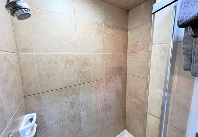 Condominium in Breckenridge - Park Place Aspen Condo • Walk to Main St. • Snowflake Lift • Pool+Hot Tubs Condominium in Breckenridge - Park Place Aspen Condo • Walk to Main St. • Snowflake Lift • Pool+Hot Tubs