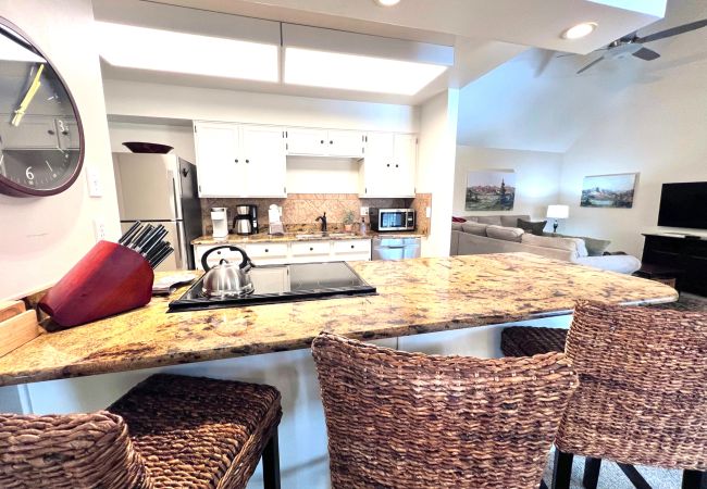 Condominium in Breckenridge - Park Place Aspen Condo • Walk to Main St. • Snowflake Lift • Pool+Hot Tubs Condominium in Breckenridge - Park Place Aspen Condo • Walk to Main St. • Snowflake Lift • Pool+Hot Tubs