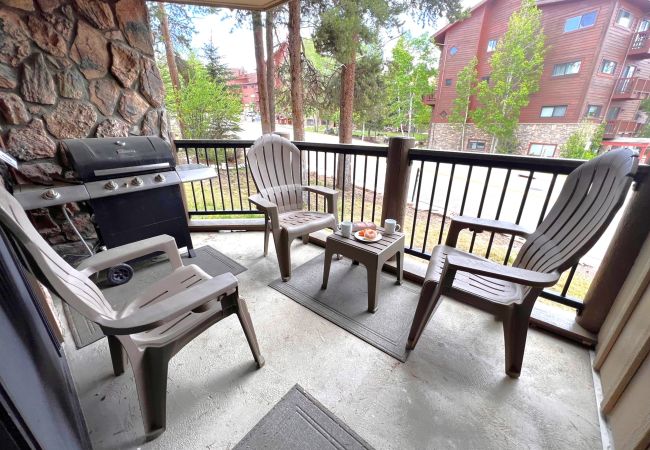 Condominium in Breckenridge - Park Place Pine Condo • Walk to Main St. • Near Snowflake Lift • Hot Tubs+Pool Condominium in Breckenridge - Park Place Pine Condo • Walk to Main St. • Near Snowflake Lift • Hot Tubs+Pool