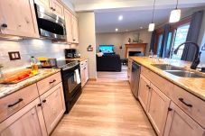Condominium in Breckenridge - Walk to Main St. Near Snowflake Lift Hot Tubs+Pool