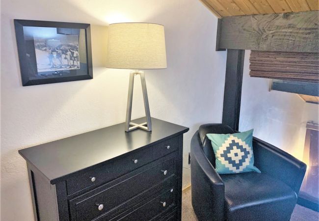 Condominium in Breckenridge - Sundowner Mountain View Condo • Walk to Slopes & Main St  • Pool Access Condominium in Breckenridge - Sundowner Mountain View Condo • Walk to Slopes & Main St  • Pool Access