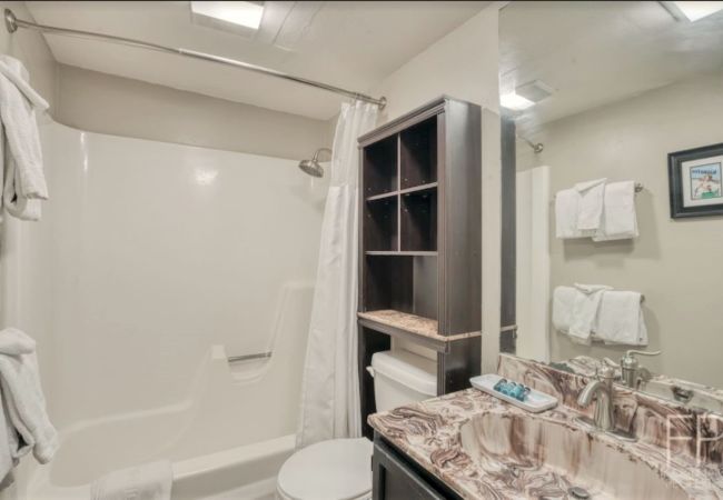 Condominium in Breckenridge - Sundowner Mountain View Condo • Walk to Slopes & Main St  • Pool Access Condominium in Breckenridge - Sundowner Mountain View Condo • Walk to Slopes & Main St  • Pool Access