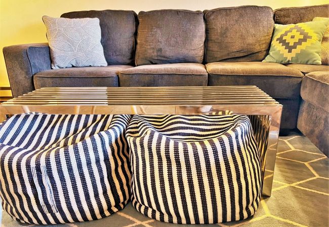 Condominium in Breckenridge - Sundowner Mountain View Condo • Walk to Slopes & Main St  • Pool Access Condominium in Breckenridge - Sundowner Mountain View Condo • Walk to Slopes & Main St  • Pool Access