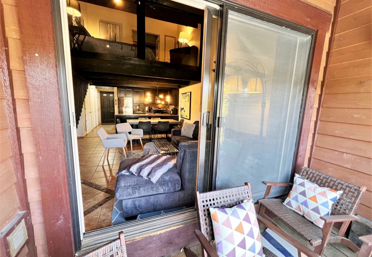 Condominium in Breckenridge - Retro Condo Near Snow Flake Lift  Pool+Hot Tubs