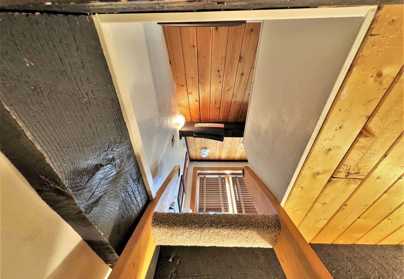 Condominium in Breckenridge - Retro Condo Near Snow Flake Lift  Pool+Hot Tubs