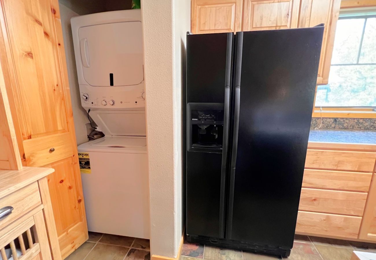 Condominium in Breckenridge - Ski-In 4 O'clock Run Walk to Main St Hot Tub Play!