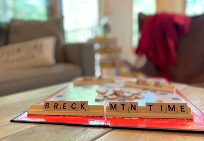 Condominium in Breckenridge - Twin Elk Mount Lincoln Condo • Ski-In • Hot Tub • Walk to Main St!  Condominium in Breckenridge - Twin Elk Mount Lincoln Condo • Ski-In • Hot Tub • Walk to Main St!