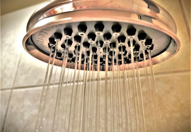 Condominium in Breckenridge - Twin Elk Mount Lincoln Condo • Ski-In • Hot Tub • Walk to Main St!  Condominium in Breckenridge - Twin Elk Mount Lincoln Condo • Ski-In • Hot Tub • Walk to Main St!