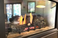 Condominium in Breckenridge - Twin Elk Mount Lincoln Condo • Ski-In • Hot Tub • Walk to Main St!  Condominium in Breckenridge - Twin Elk Mount Lincoln Condo • Ski-In • Hot Tub • Walk to Main St!