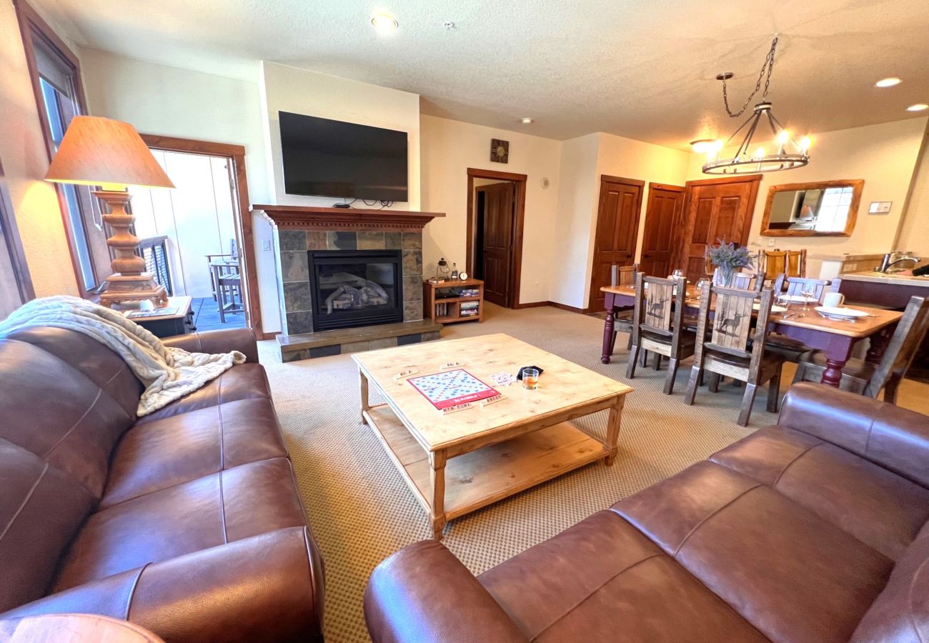 Condominium in Breckenridge - Main St Station Views! Pool+7 Hot Tubs Walk 2 Lift