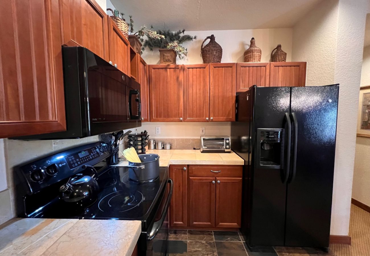 Condominium in Breckenridge - Main St Station Views! Pool+7 Hot Tubs Walk 2 Lift