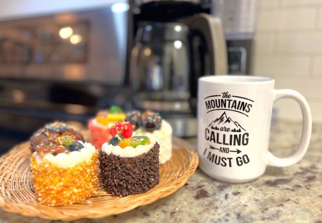 Townhouse in Breckenridge - Baldy Mountain Basecamp - Pet Friendly! - Free Shuttle Access Townhouse in Breckenridge - Baldy Mountain Basecamp - Pet Friendly! - Free Shuttle Access