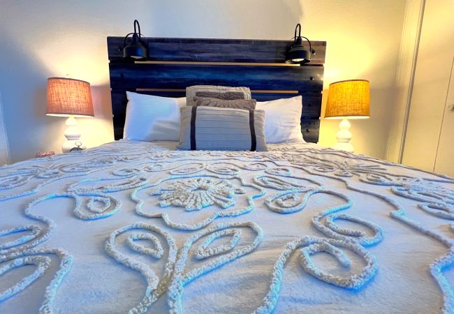 Townhouse in Breckenridge - Baldy Mountain Basecamp - Pet Friendly! - Free Shuttle Access Townhouse in Breckenridge - Baldy Mountain Basecamp - Pet Friendly! - Free Shuttle Access