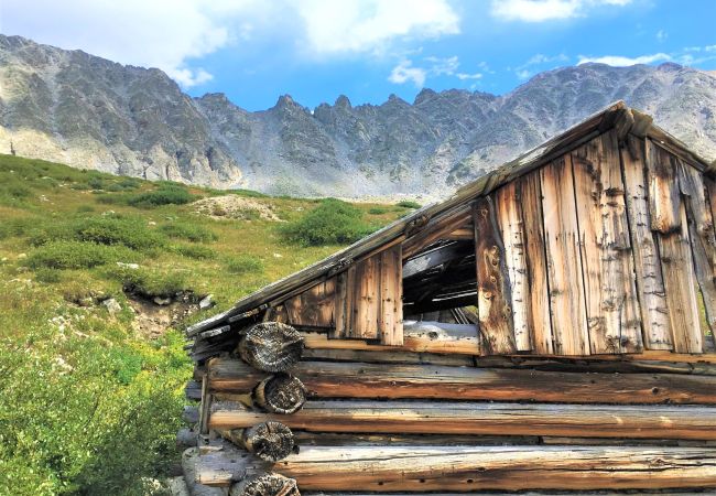 Townhouse in Breckenridge - Baldy Mountain Basecamp - Pet Friendly! - Free Shuttle Access Townhouse in Breckenridge - Baldy Mountain Basecamp - Pet Friendly! - Free Shuttle Access