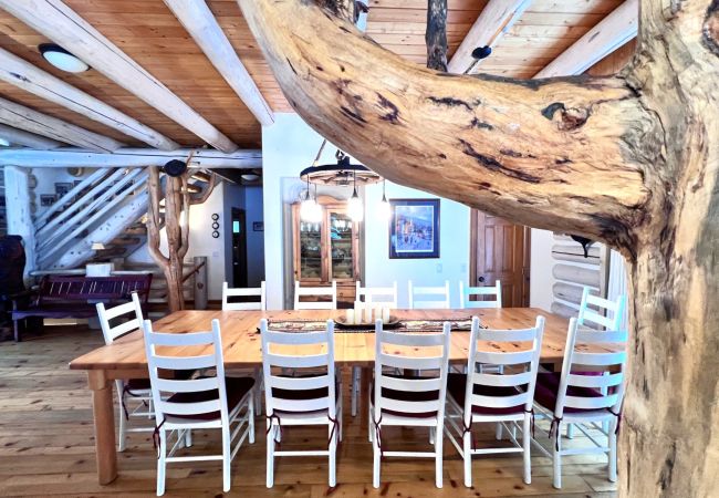 House in Breckenridge - Swan Valley Estate • Log Home • Mtn. Views • 10 min. to Breck House in Breckenridge - Swan Valley Estate • Log Home • Mtn. Views • 10 min. to Breck