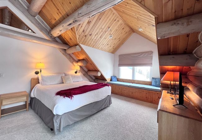 House in Breckenridge - Swan Valley Estate • Log Home • Mtn. Views • 10 min. to Breck House in Breckenridge - Swan Valley Estate • Log Home • Mtn. Views • 10 min. to Breck