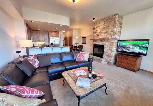 Condominium in Frisco - Timberline Cove Lakeside Condo • Mtn Views • Hot Tubs • Bike Path Condominium in Frisco - Timberline Cove Lakeside Condo • Mtn Views • Hot Tubs • Bike Path