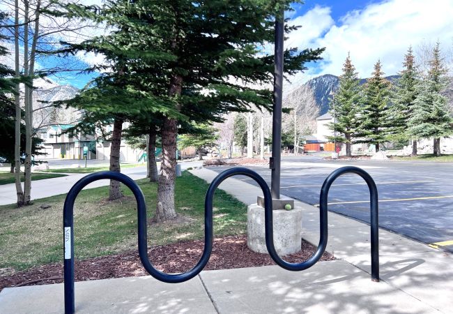 Condominium in Frisco - Timberline Cove Lakeside Condo • Mtn Views • Hot Tubs • Bike Path Condominium in Frisco - Timberline Cove Lakeside Condo • Mtn Views • Hot Tubs • Bike Path