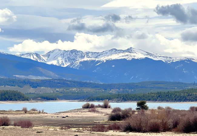 Condominium in Frisco - Timberline Cove Lakeside Condo • Mtn Views • Hot Tubs • Bike Path Condominium in Frisco - Timberline Cove Lakeside Condo • Mtn Views • Hot Tubs • Bike Path