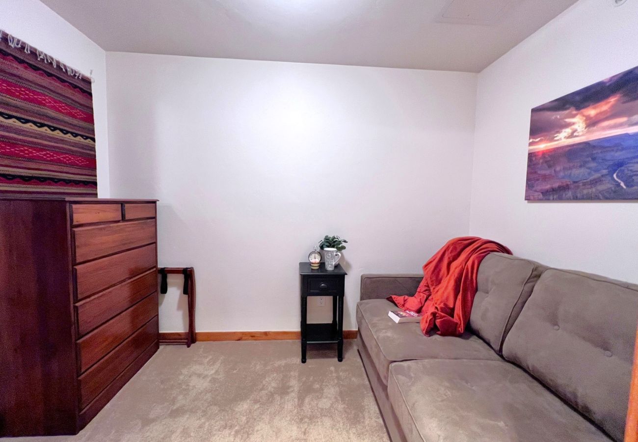 Condominium in Frisco - Frisco: Mtn Views, Hot Tubs, Bike Path, Village