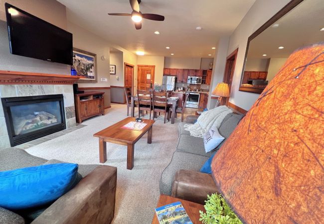 Condominium in Breckenridge - Main Street Station Quicksilver Condo • Steps to Slopes • Pool & Hot Tubs Condominium in Breckenridge - Main Street Station Quicksilver Condo • Steps to Slopes • Pool & Hot Tubs