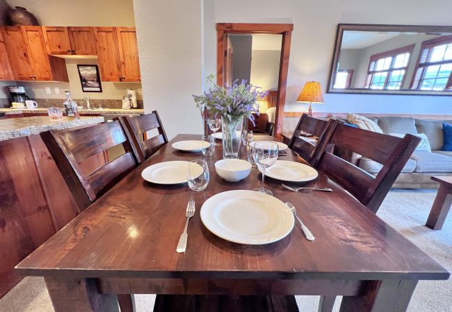 Condominium in Breckenridge - Main Street Station Quicksilver Condo • Steps to Slopes • Pool & Hot Tubs Condominium in Breckenridge - Main Street Station Quicksilver Condo • Steps to Slopes • Pool & Hot Tubs