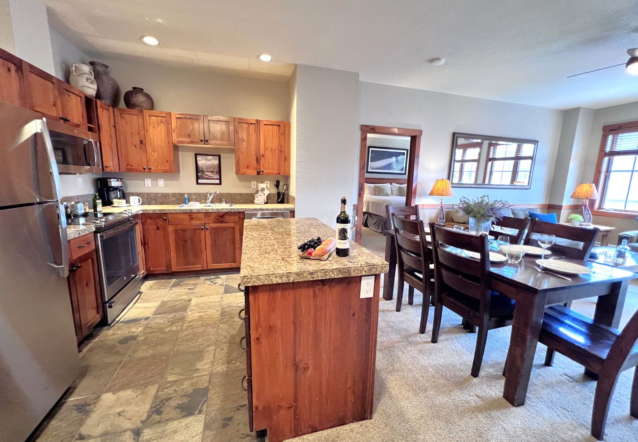 Condominium in Breckenridge - Main St Station in Breck: Ski Hike Swim Rest Play