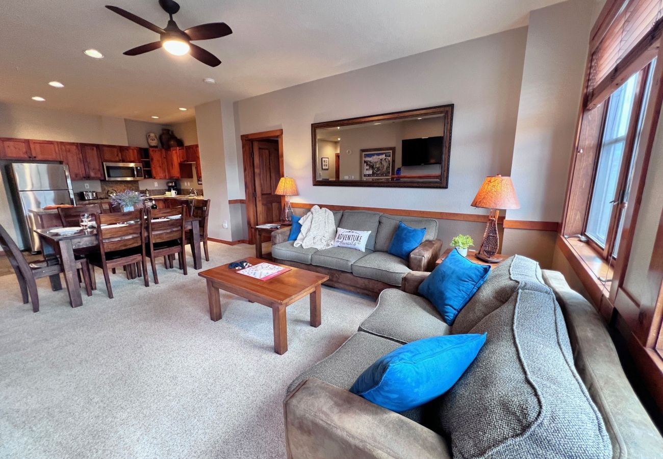 Condominium in Breckenridge - Main St Station in Breck: Ski Hike Swim Rest Play
