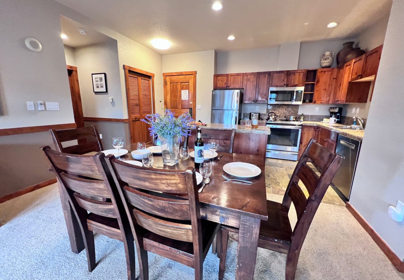 Condominium in Breckenridge - Main St Station in Breck: Ski Hike Swim Rest Play