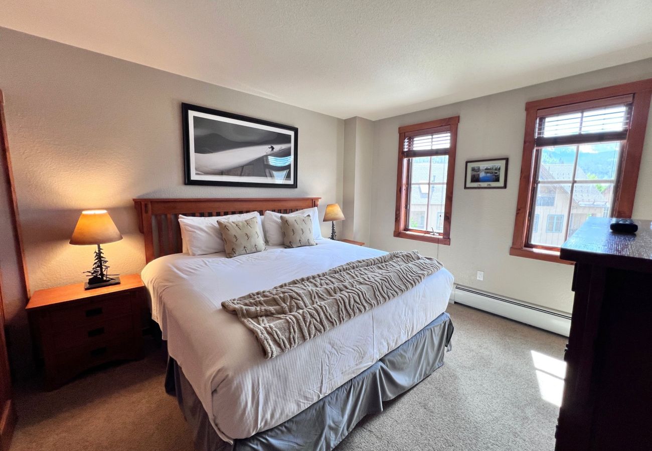 Condominium in Breckenridge - Main St Station in Breck: Ski Hike Swim Rest Play