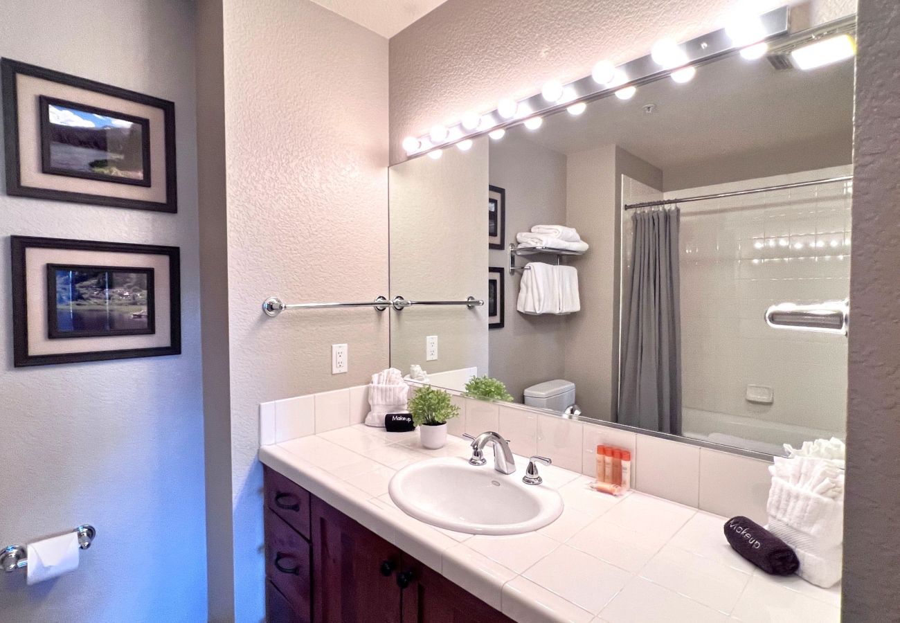 Condominium in Breckenridge - Main St Station in Breck: Ski Hike Swim Rest Play
