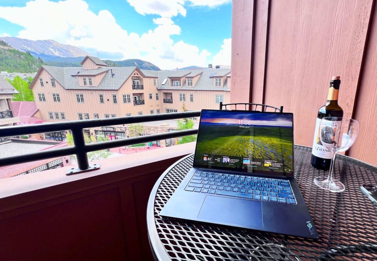 Condominium in Breckenridge - Main St Station in Breck: Ski Hike Swim Rest Play