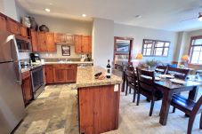 Condominium in Breckenridge - Main Street Station Quicksilver Condo • Steps to Slopes • Pool & Hot Tubs Condominium in Breckenridge - Main Street Station Quicksilver Condo • Steps to Slopes • Pool & Hot Tubs