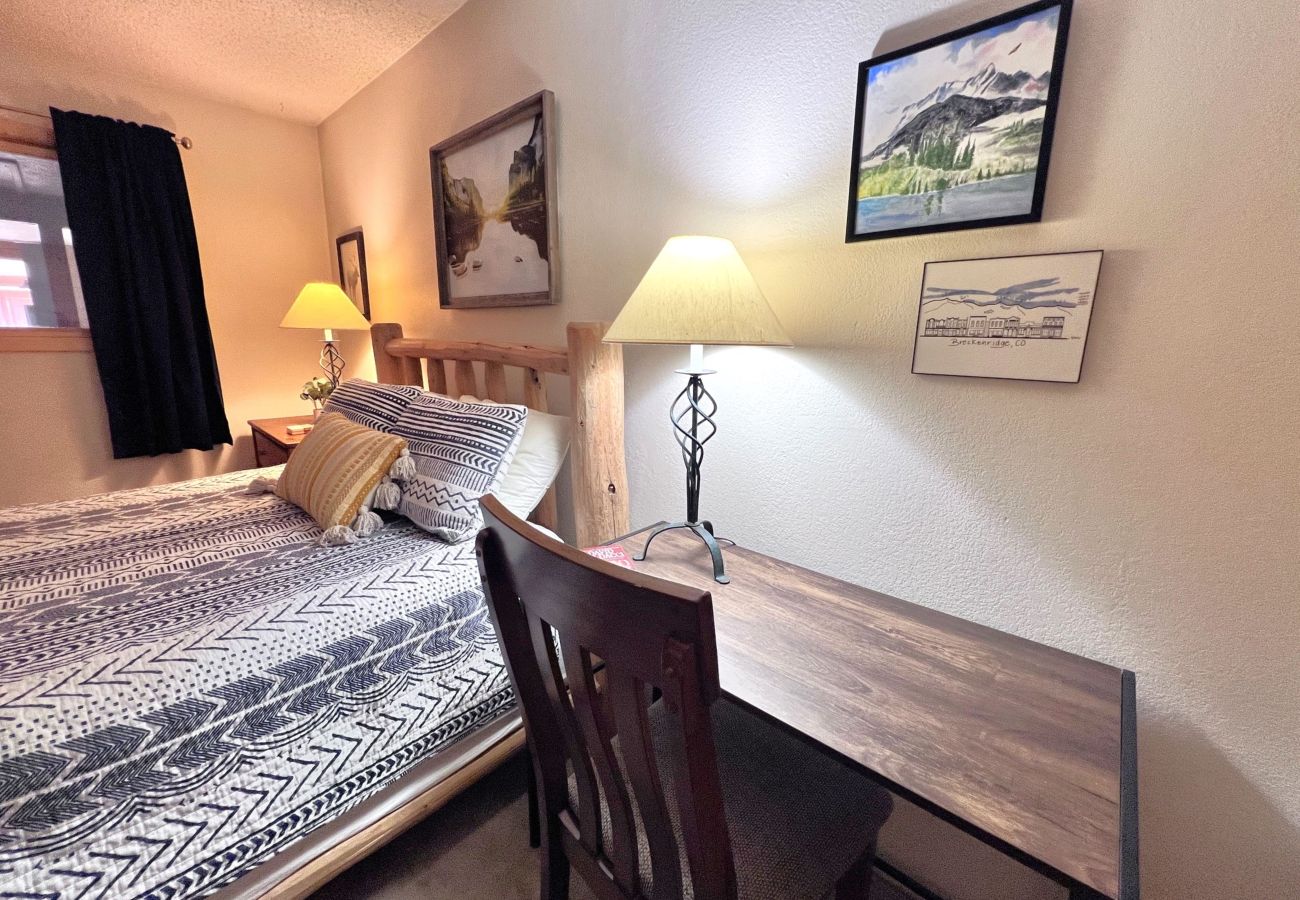 Condominium in Breckenridge - 30+ day rental near Main St Breck Slopes + Trails