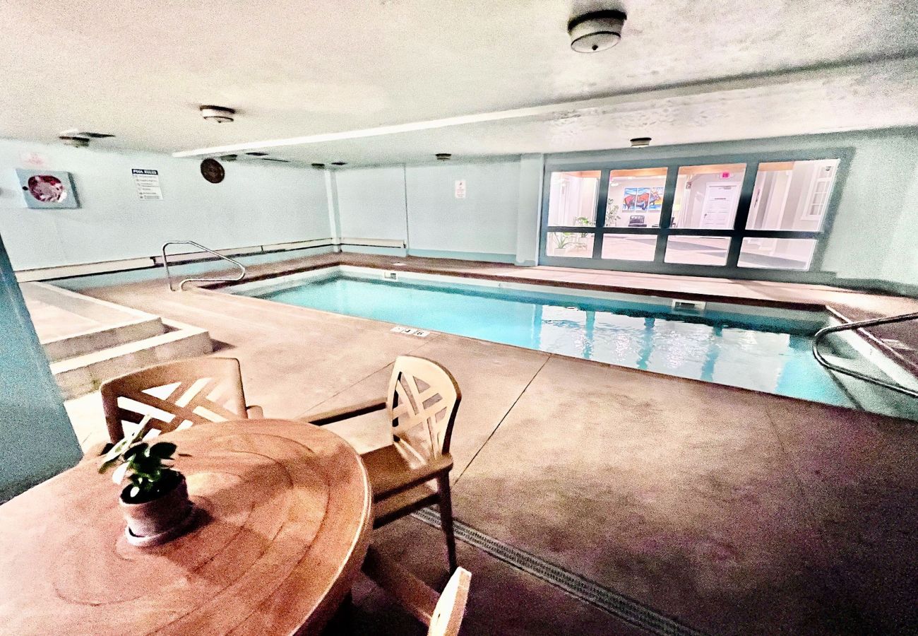 Condominium in Breckenridge - 30+ day rental near Main St Breck Slopes + Trails