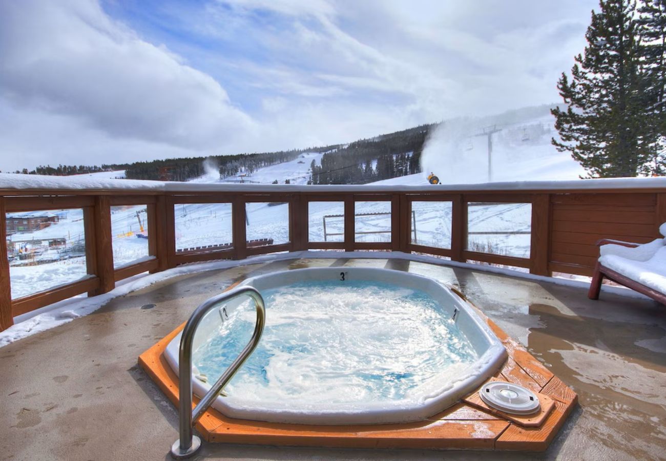 Condominium in Breckenridge - Alpine Ski-In/Ski-Out Condo with Stunning Mountain Views-Peak 7-8 