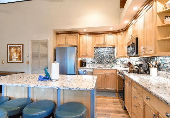 Condominium in Breckenridge - Tyra Summit Bluebird Condo • Ski in/out! • Pool+Hot Tubs Condominium in Breckenridge - Tyra Summit Bluebird Condo • Ski in/out! • Pool+Hot Tubs