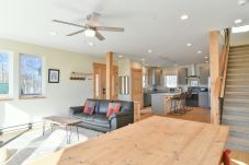 House in Silverthorne - Top-of-the-World Mtn Views | Adventure Basecamp